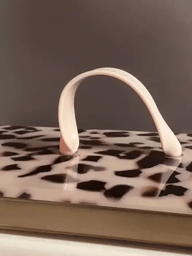 Thin Super Loops Secondary image